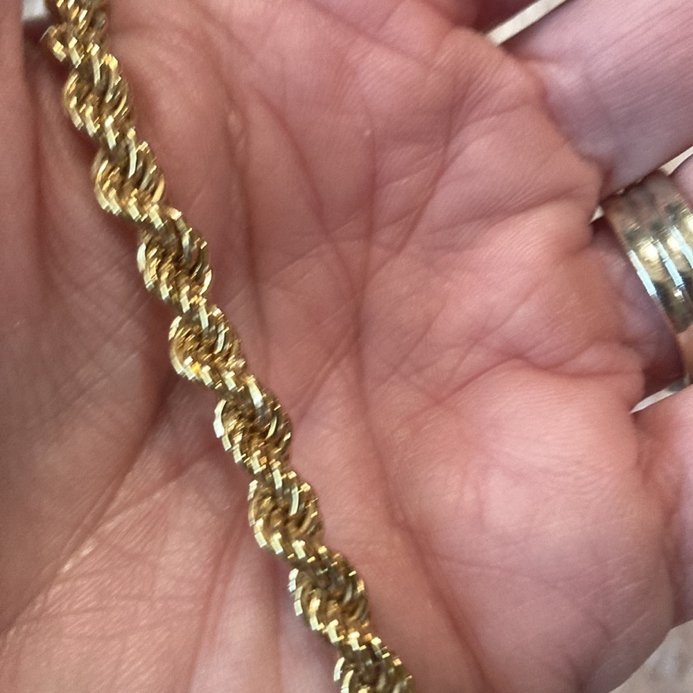 MONET Vintage 28” Heavy Gold Tone Rope Chain - Picture 6 of 12